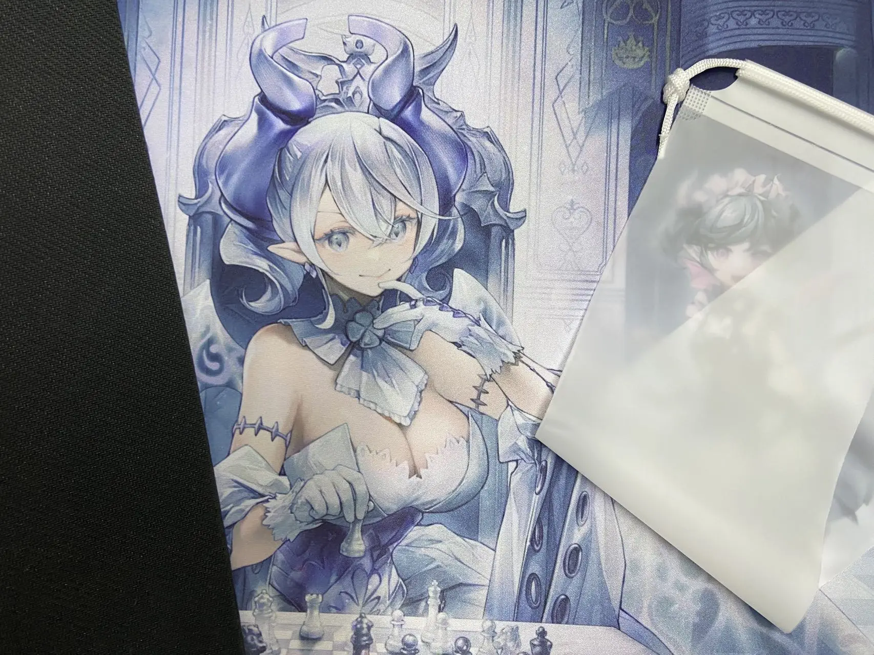 YuGiOh ARC-V Playmat Dark Requ - огляд і ціна Desk Setup Dark