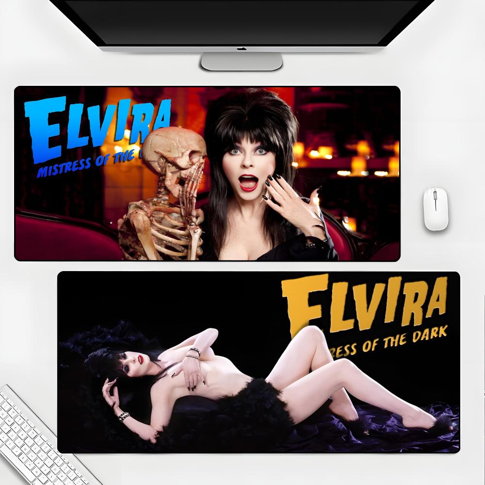 E-Elvira Mistress Of The Dark  - огляд і ціна Desk Setup Dark
